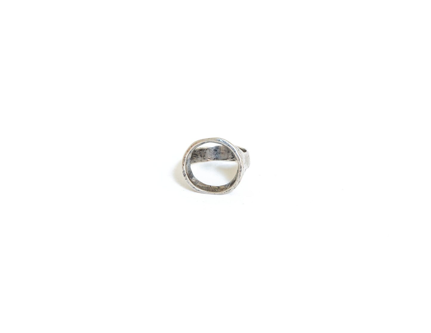 The Open Round Top Ring